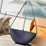 LOW KEY BUMBAG 28 IN BLACK CALFSKIN GOLD BUCKLE - Image 2