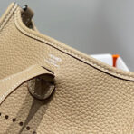 MINI NEO 18 EVELYNE BAG IN TORTILLA BROWN GRAINED - Image 5