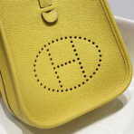 MINI NEO 18 EVELYNE BAG IN BUMBLEBEE YELLOW GRAINED - Image 3