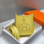 MINI NEO 18 EVELYNE BAG IN BUMBLEBEE YELLOW GRAINED