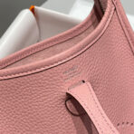 MINI NEO 18 EVELYNE BAG IN BABY PINK GRAINED - Image 8