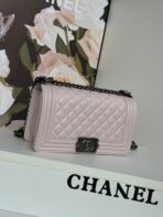 BOY BAG MEDIUM 25 IN PINK NUDE CALFSKIN - Image 7
