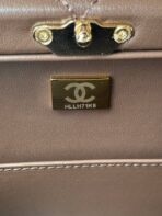 MEDIUM BOX BAG 22 IN CHOCOLATE LAMBSKIN GOLD HARDWARE - Image 3