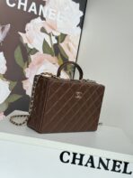 MEDIUM BOX BAG 22 IN CHOCOLATE LAMBSKIN GOLD HARDWARE - Image 8