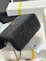 CC 18 CLUTCH BAG IN BLACK CALFSKIN GOLD HARDWARE - Image 10