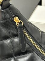 CC MAXI 30 HOBO BAG IN BLACK CALFSKIN WITH STRAP - Image 5