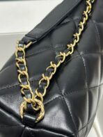 CC MAXI 30 HOBO BAG IN BLACK CALFSKIN WITH STRAP - Image 9