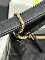 CC MAXI 30 HOBO BAG IN BLACK CALFSKIN WITH STRAP - Image 6