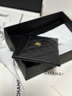 QUILTED CLASSIC CARD HOLDER 11 IN BLACK CAVIAR SKIN - Image 9