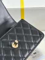 FLAP BAG 18 WITH HANDLE IN BLACK CALFSKIN GOLD HARDWARE - Image 6
