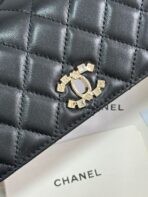 FLAP BAG 18 WITH HANDLE IN BLACK CALFSKIN GOLD HARDWARE - Image 10