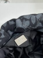 DRAWSTRING FLORAL PRINT SHOULDER BAG 20 IN BLACK MIX GREY DENIM - Image 3