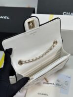 QUILTED FLAP BAG WITH BLACK TRIM 19 IN WHITE - Image 7