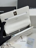 FLAP BAG WITH SILVER-TONE HANDLE 19 IN WHITE CAVIAR SKIN - Image 10