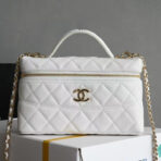 COSMETIC BAG 19 IN WHITE GRAINED CALFSKIN GOLD HARDWARE