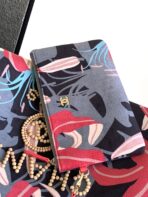 CC CLASSIC LARGE 38 TOTE IN GREY MIX COLORFUL CANVAS - Image 5