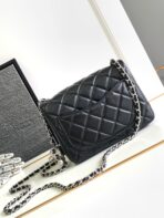 CC SMALL 17 FLAP BAG IN BLACK CALFSKIN - Image 3
