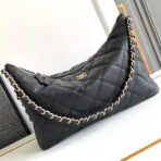 CC HOBO 35 BAG IN BLACK LAMBSKIN - Image 2