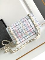 CC MEDIUM 20 FLAP BAG IN WHITE WOOL TWEED - Image 3
