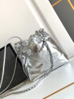 CC 22 BAG IN SILVER SHINY CALFSKIN AND GOLD METAL - Image 3