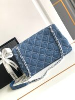 CC MINI 25 CLASSIC BAG IN BLUE COBALT DENIM - Image 3