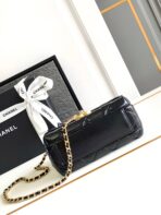 CC MINI 20 FLAP BAG IN BLACK LAMBSKIN GOLD HARDWARE - Image 6
