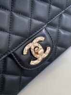 CC MINI 20 FLAP BAG IN BLACK CALFSKIN - Image 8