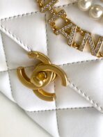 CC MINI 20 FLAP BAG IN WHITE LAMBSKIN GOLD HARDWARE - Image 4