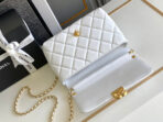 CC MEDIUM 22 FLAP BAG IN WHITE LAMBSKIN GOLD HARDWARE - Image 4
