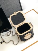 CC 12 TEA BOX MINAUDIERE BAG IN BLACK RESIN - Image 4