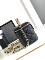 CC 17 CLUTCH WITH STRAP IN BLACK CALFSKIN - Image 6