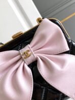 CC MINI 13 CLUTCH WITH STRAP IN BLACK LAMBSKIN AND PINK BOW - Image 3