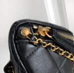 CC WAIST 24 BAG IN BLACK CALFSKIN WITH PEARL CHAIN AND GOLD HARDWARE - Image 9
