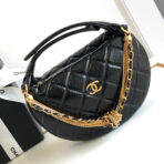 CC 16 MINI POUCH IN BLACK GRAINED CALFSKIN AND GOLD METAL - Image 2