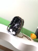 CLASSIC FLAP BAG 21 IN WHITE MIX BLACK SEQUINS GOLD HARDWARE - Image 6