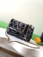 CLASSIC FLAP BAG 21 IN WHITE MIX BLACK SEQUINS GOLD HARDWARE - Image 8