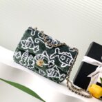 FLAP BAG 21 IN BASIL GREEN MIX WHITE SHINY SEQUINS GOLD HARDWARE - Image 2