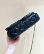 DOUBLE POCKETS FLAP BAG TOP HANDLE 24 IN BLACK LAMBSKIN GOLD HARDWARE - Image 5