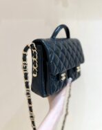 DOUBLE POCKETS FLAP BAG TOP HANDLE 24 IN BLACK LAMBSKIN GOLD HARDWARE - Image 6