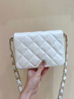 19 FLAP BAG 20 WHITE BODIN CALFSKIN GOLD HARDWARE - Image 5
