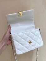 19 FLAP BAG 20 WHITE BODIN CALFSKIN GOLD HARDWARE - Image 7