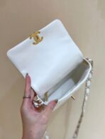 19 FLAP BAG 20 WHITE BODIN CALFSKIN GOLD HARDWARE - Image 3