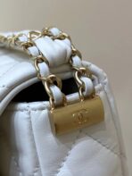 19 FLAP BAG 20 WHITE BODIN CALFSKIN GOLD HARDWARE - Image 9