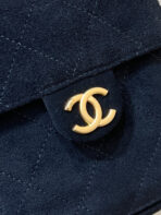 CC 25 HANDBAG 30 IN BLACK SUEDE GOLD HARDWARE - Image 9