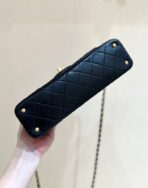 QUILTED FLAP BAG WITH HANDLE 26 IN BLACK LAMBSKIN GOLD PLATED METAL - Image 6