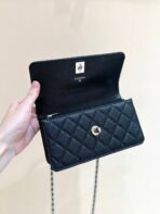 FLAP BAG WITH SILVER-TONE HANDLE 18 IN BLACK LAMBSKIN - Image 7