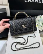 FLAP BAG WITH SILVER-TONE HANDLE 18 IN BLACK LAMBSKIN - Image 9