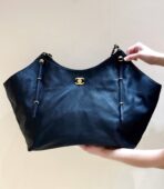 LARGE MAXI SHOPPING BAG 59 IN BLACK  GOLD-TONE METAL - Image 8