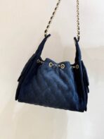 CC 25 HANDBAG 30 IN DARK BLUE DENIM GOLD HARDWARE - Image 5