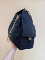 CC 25 HANDBAG 40 IN DARK BLUE DENIM GOLD HARDWARE - Image 6